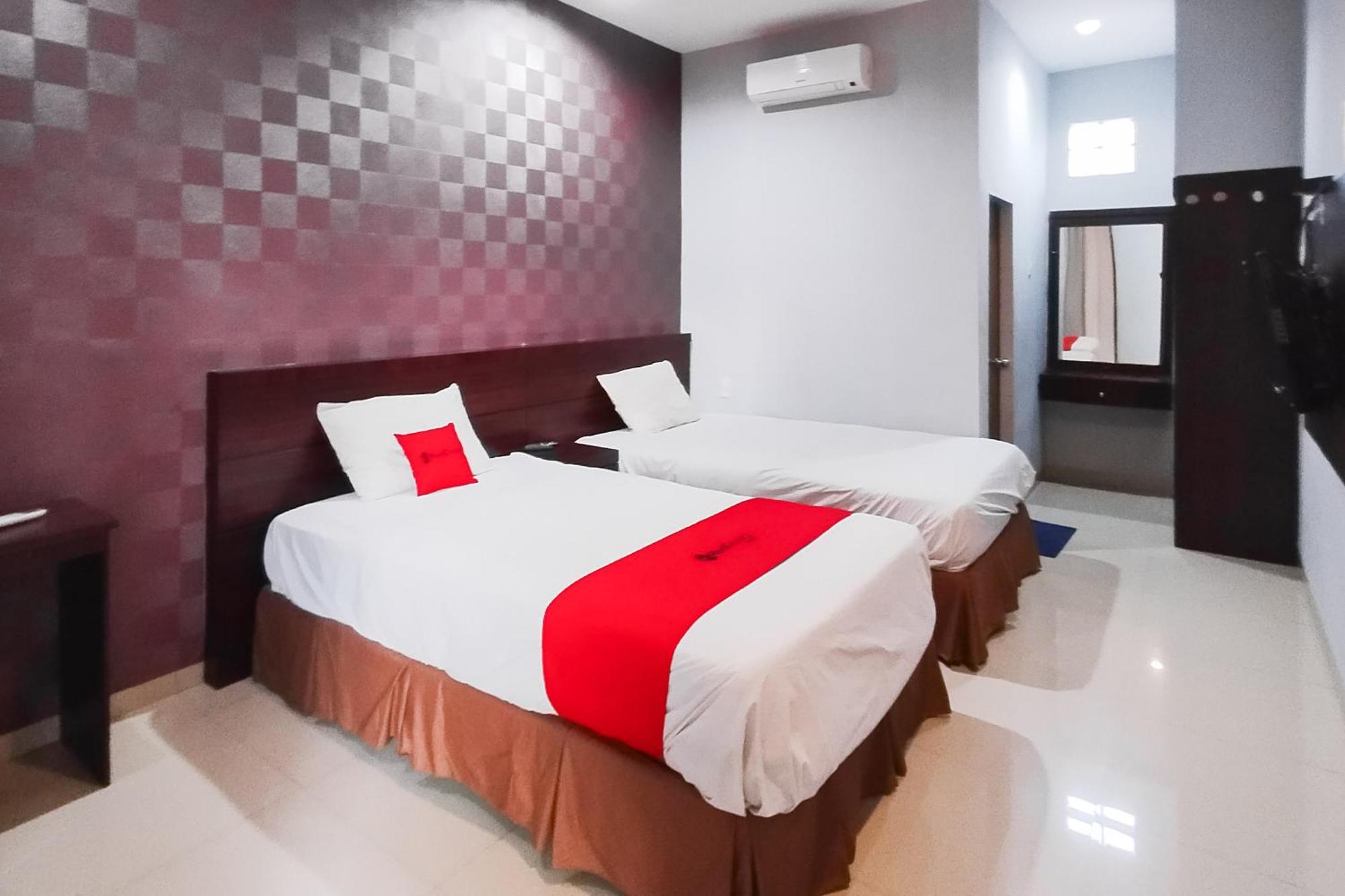 מלון Sunggal Reddoorz Syariah Near Lotte Grosir Medan מראה חיצוני תמונה